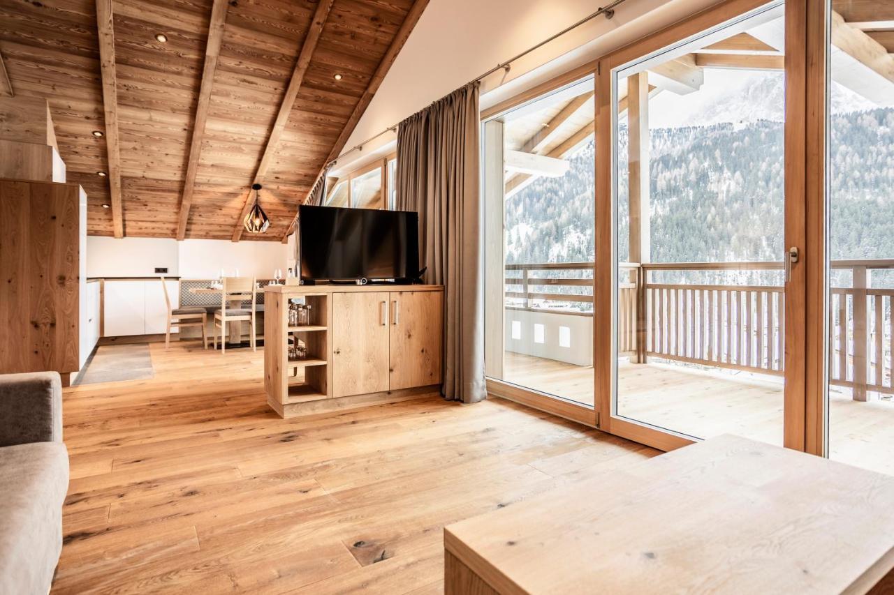 Luxury Chalet Plazola Sëlva Buitenkant foto