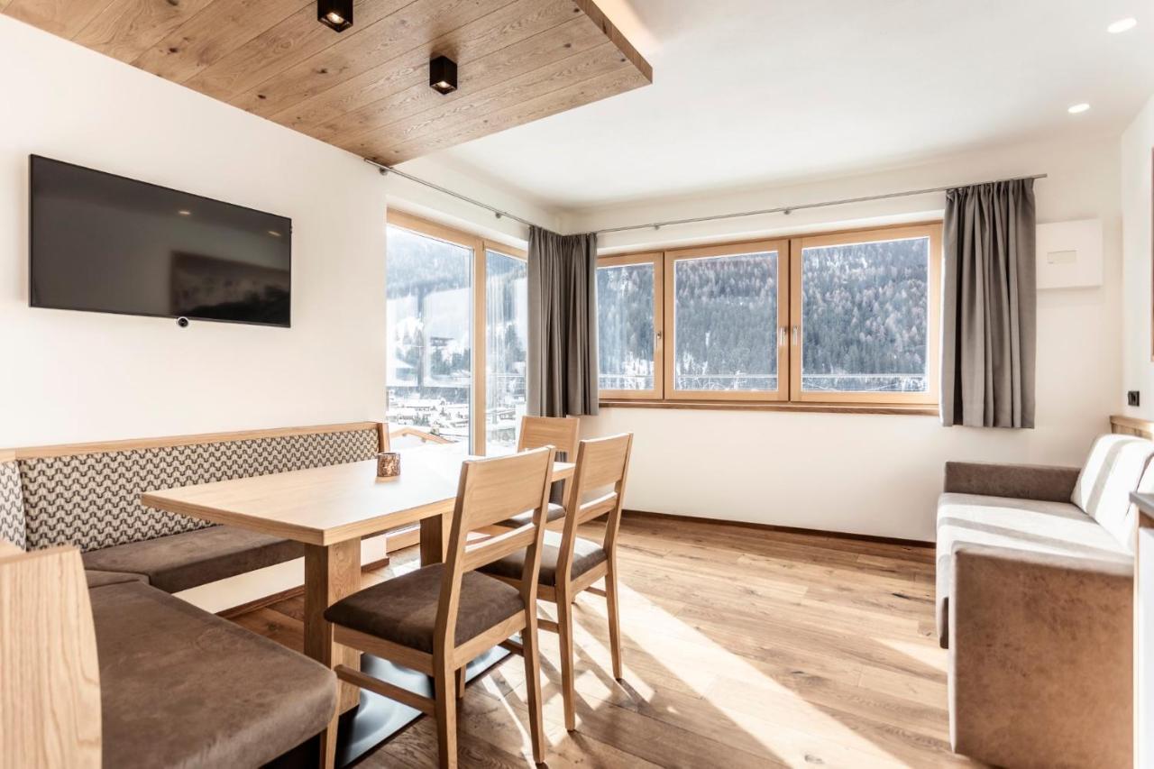 Luxury Chalet Plazola Sëlva Buitenkant foto