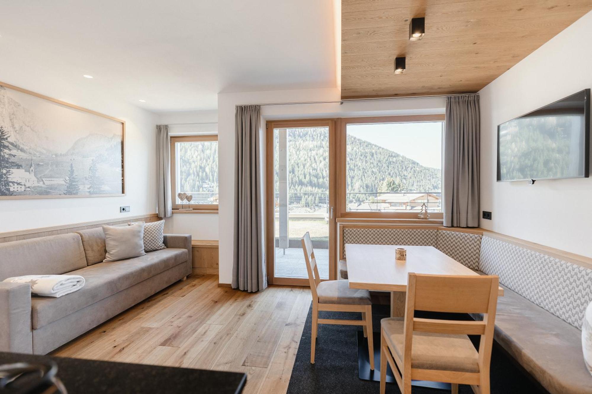 Luxury Chalet Plazola Sëlva Buitenkant foto