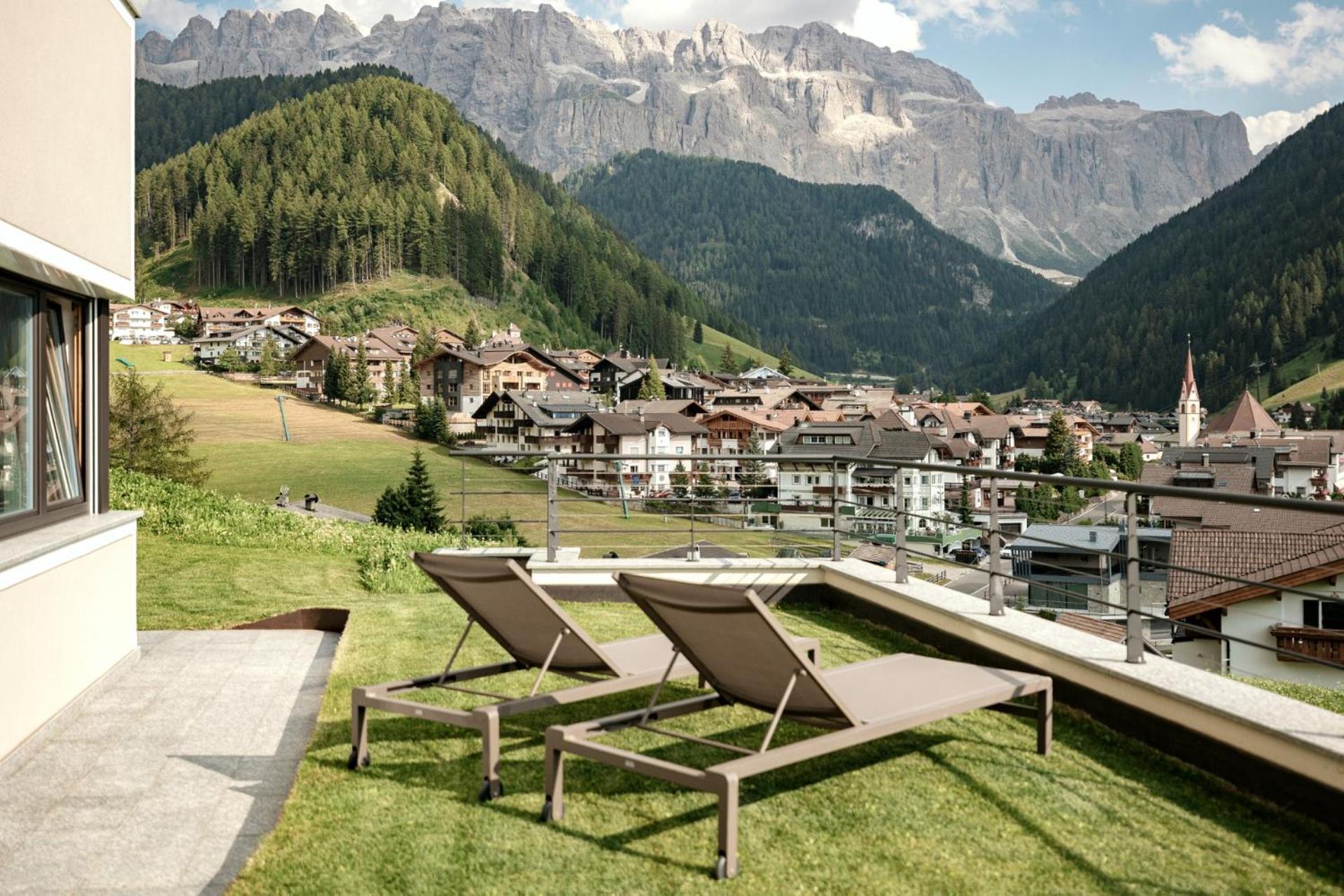 Luxury Chalet Plazola Sëlva Buitenkant foto